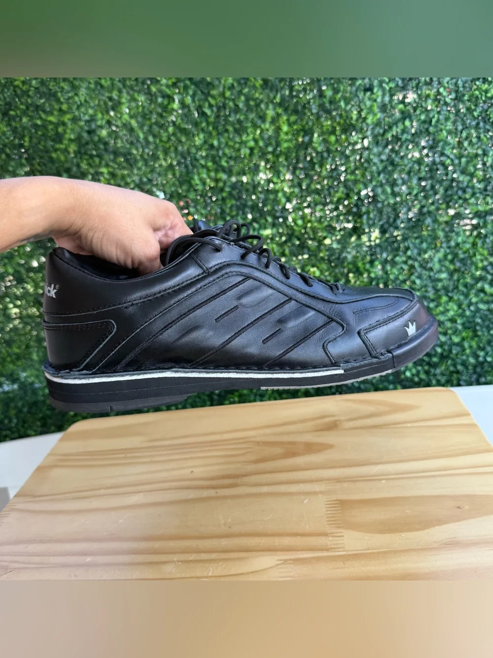 Team Brunswick Men’s Size 12 Black Leather Performance Bowling Shoes